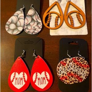 Womens earrings sold as a set. $15.00